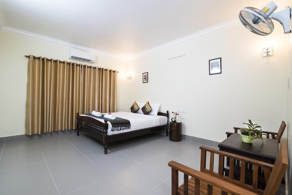 Chamraoen’s Home Siem Reap Buitenkant foto
